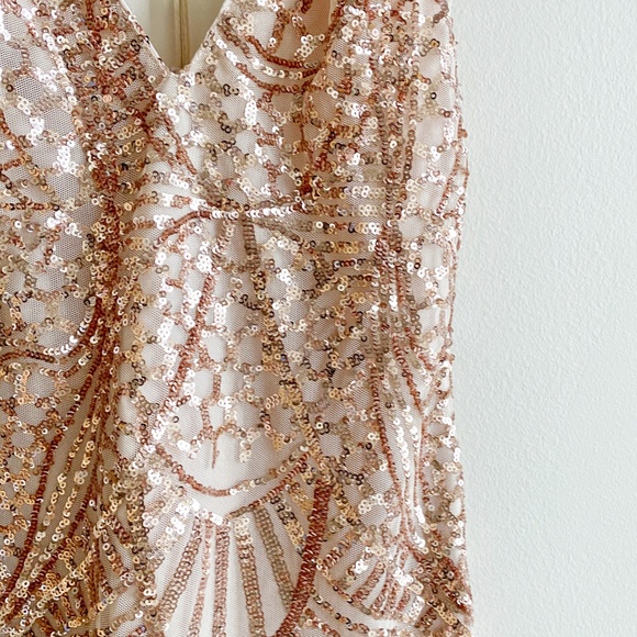 NWT Showpo Rose Gold Sequin Mini Dress - Picture 6 of 8